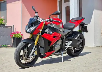 BMW S 1000 R Sport Dynamic Paket, původ ČR, 11.300km