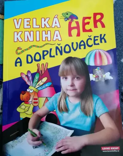 Velká kniha her a doplňováček