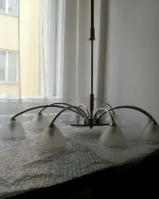Víceramenný lustr