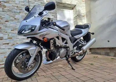 Suzuki sv1000s 2004