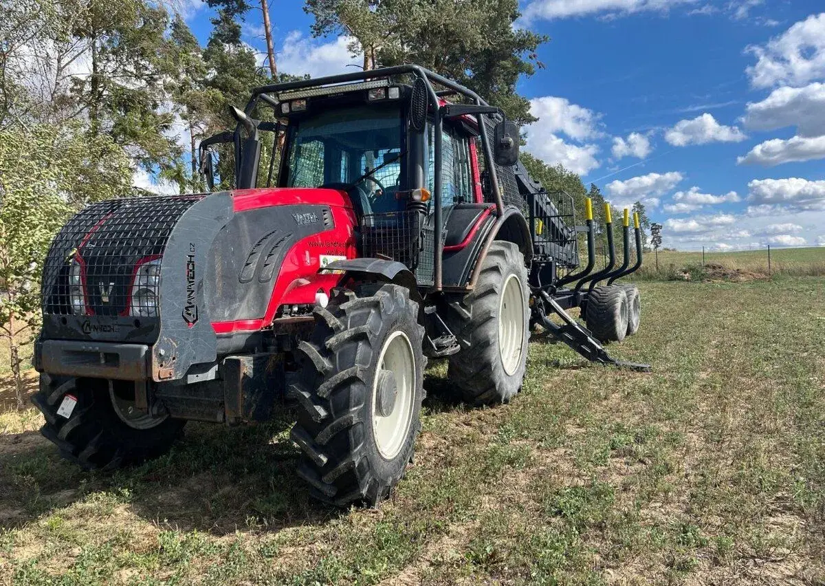 Valtra T133