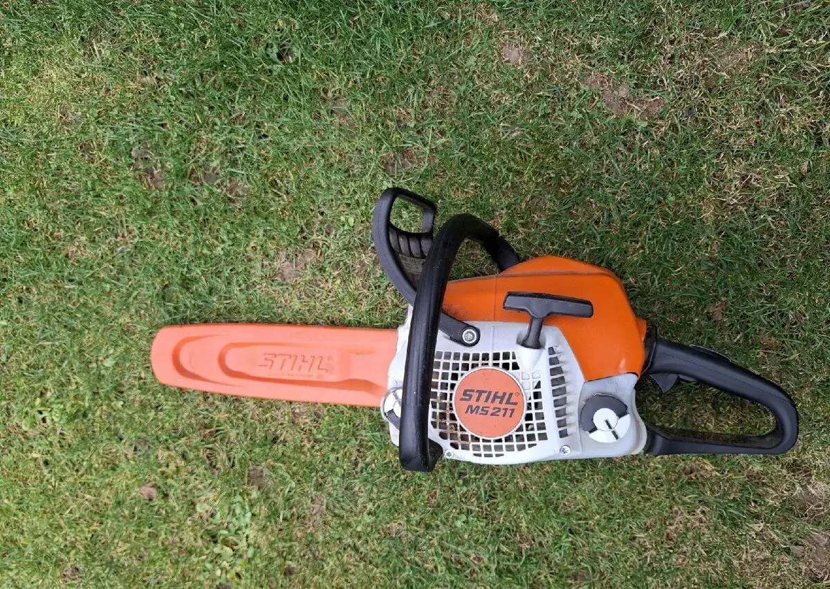 Pila STIHL MS211