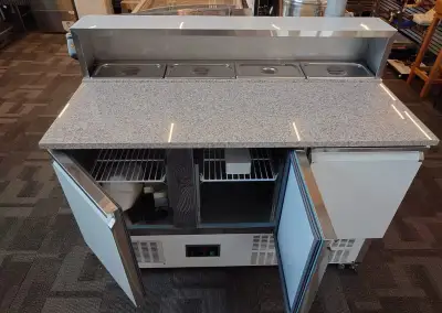 Nový Pizza stůl Tefcold GP93 z žulovou deskou
