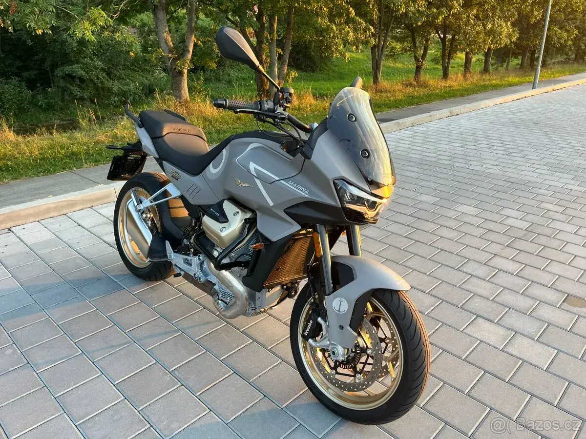 Moto Guzzi V100 Mandello Aviazione Navale