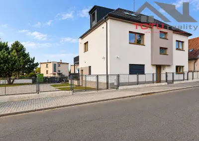 Pronájem moderního bytu 2+kk, 38,4 m2, Černožice nad Labem