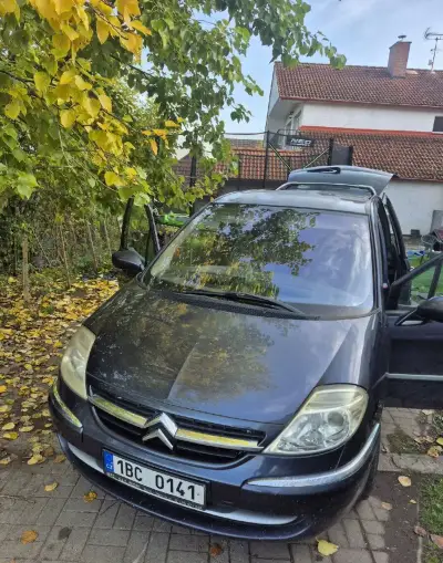 Citroën C8