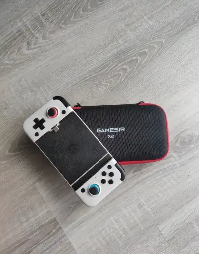Herní ovladač na MT - GameSir X2