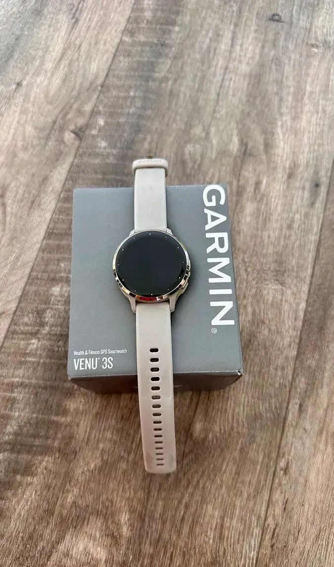Garmin Venu 3S Cream gold/French gray | v záruce