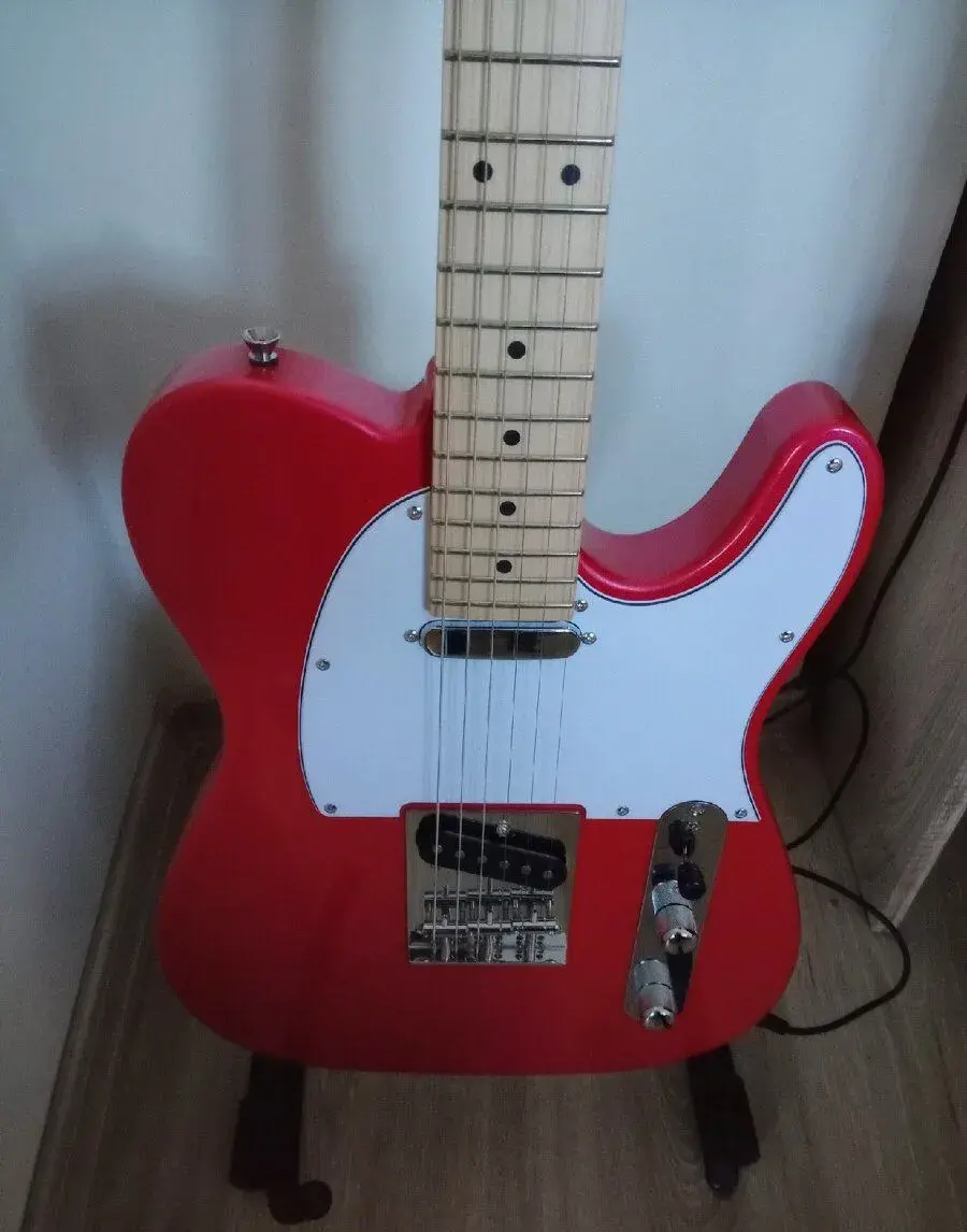 Elektrickou kytaru Harley Benton TE- 20 MN CA