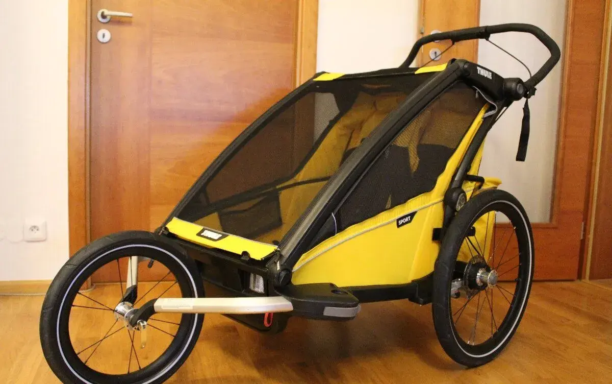 Thule Sport 2 v kompletní výbavě včetně ski setu top stav