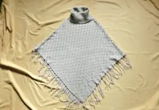 Šedé pletené poncho pončo basic boho hippie rolák přehoz