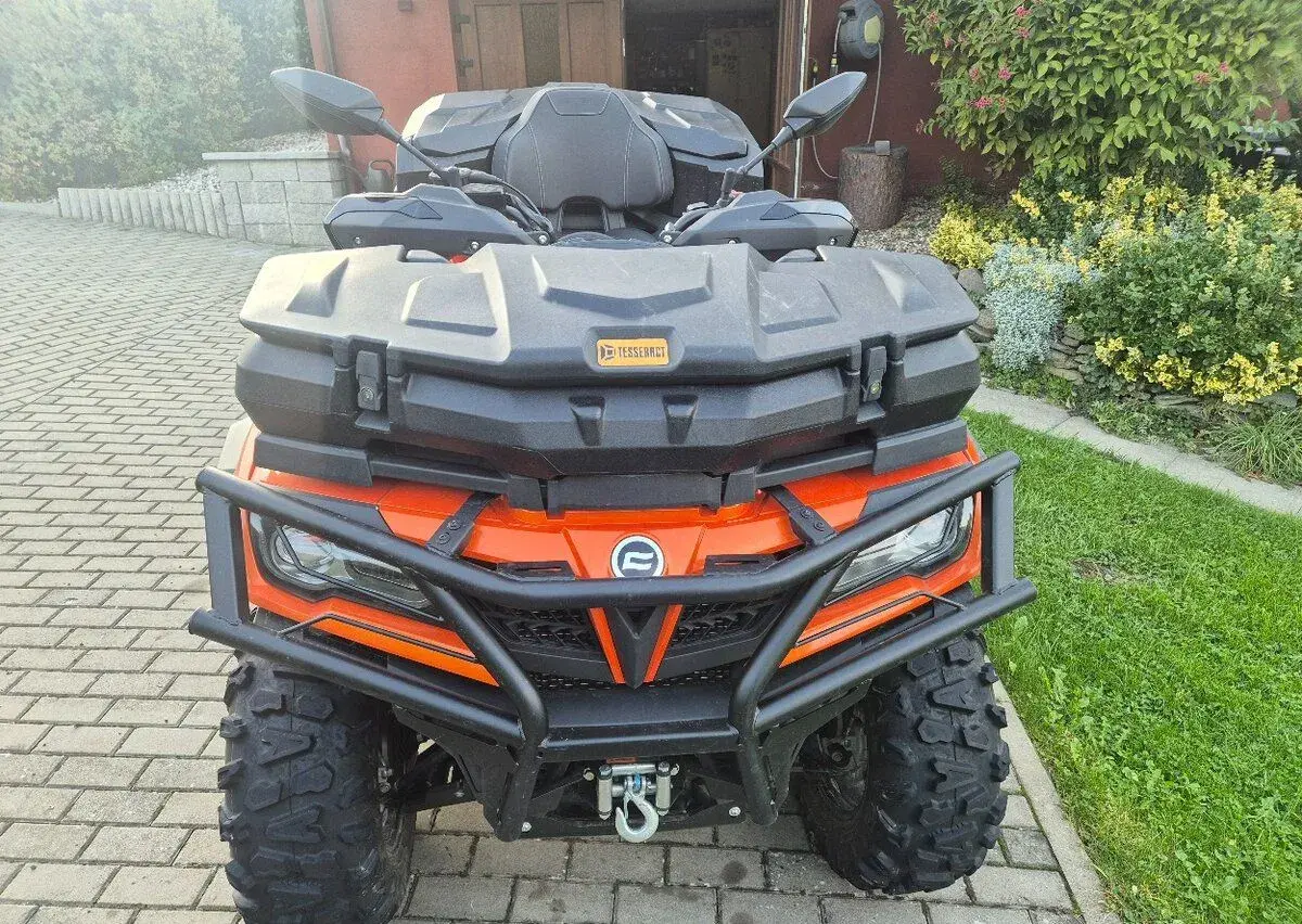 Čtyřkolku Gladiator CFORCE 850 XC