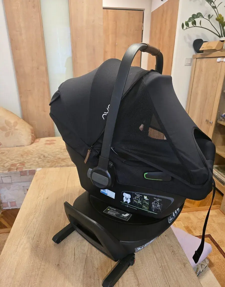 Nuna Pipa Next + ISOFIX základna Base Next