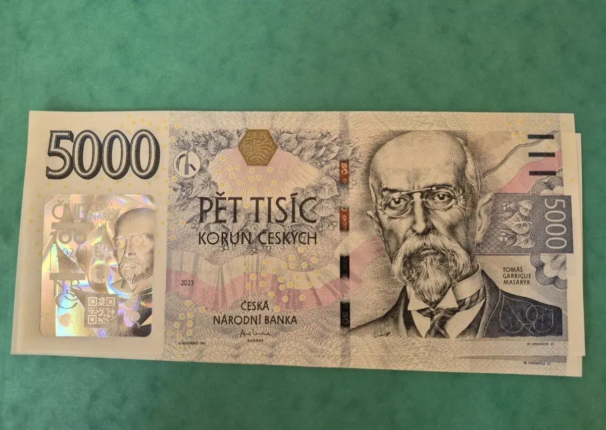 VÝROČNÍ 5000 Kč s přítiskem - série C, E