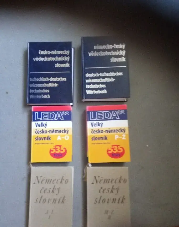 Slovník, učebnice, lexikon, dětské knihy-NJ, AJ, ŠJ, FJ, IJ