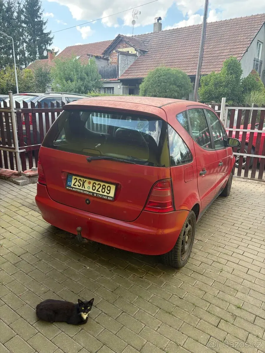 Mercedes-Benz A