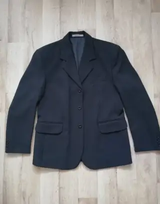 Oblek pánský na postavu 168cm