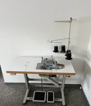 Šicí stroj overlock Garudan