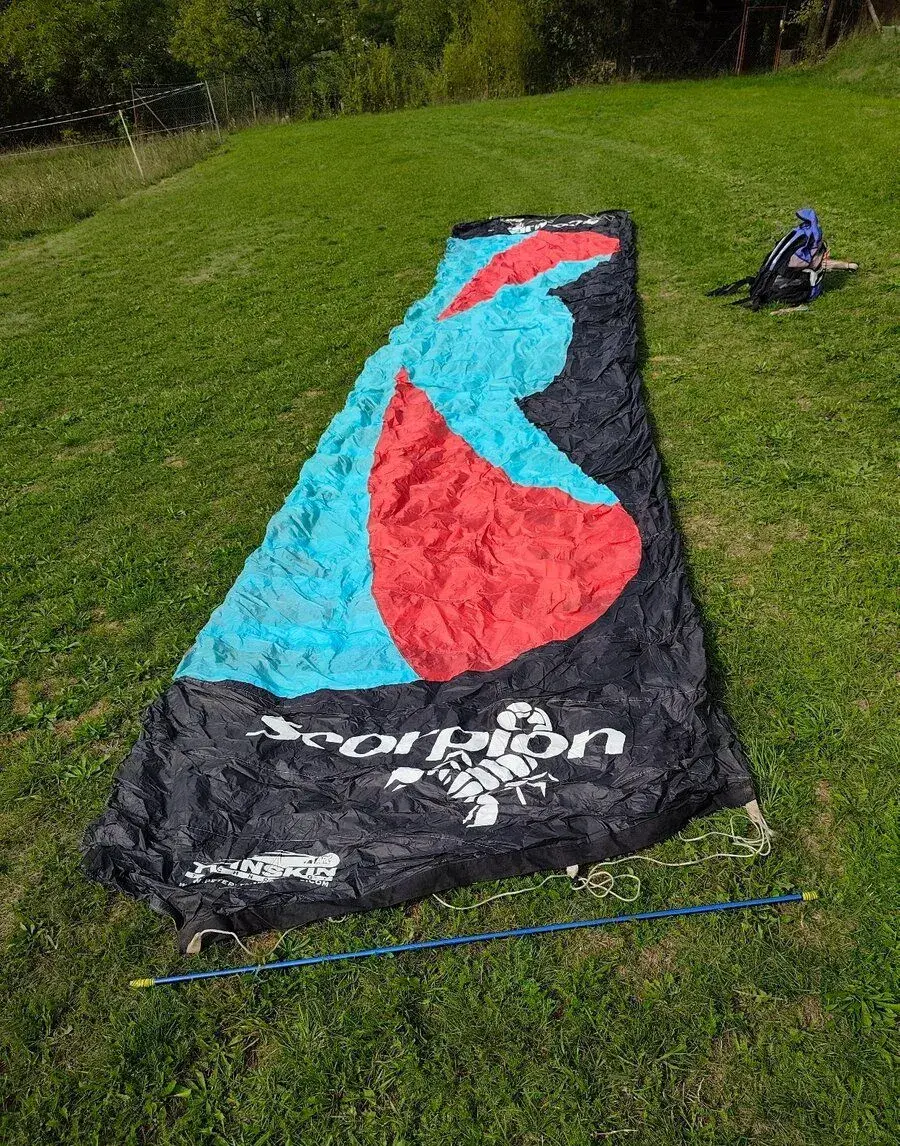 komorový kite PETER LYNN SCORPION 16m²