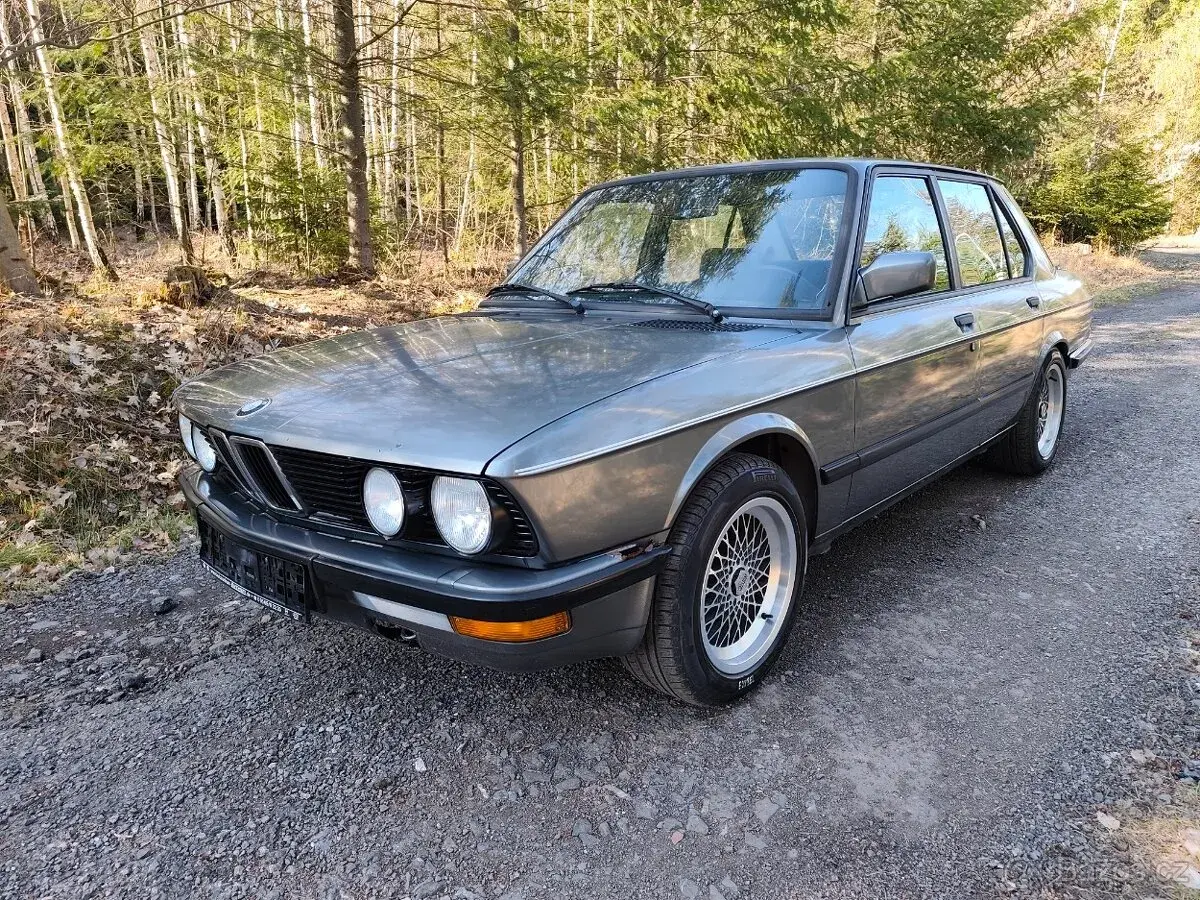 BMW e28 – 166 000 km
