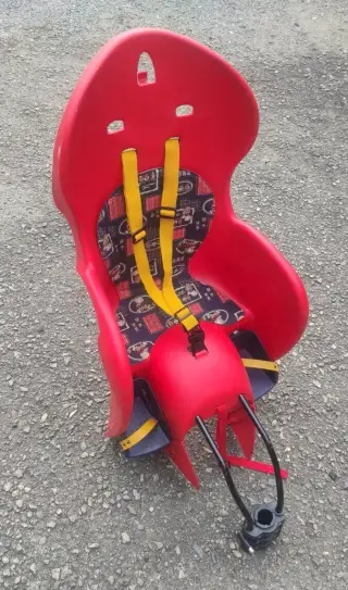 Dětská sedačka na kolo