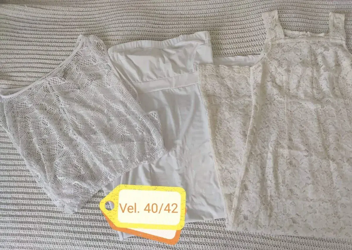 Společenské a svatební šaty 40/42, boty 36
