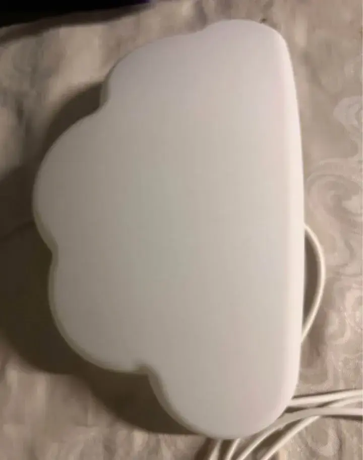 Světlo IKEA UPPLYST (mrak)