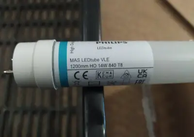 LED trubice PHILIPS - NOVÉ