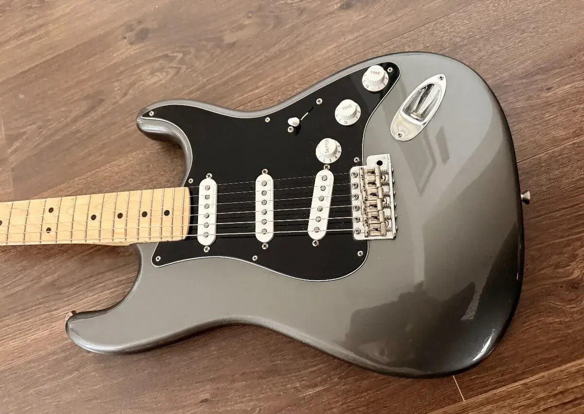 Fender Eric Clapton Stratocaster USA 2018 – Pewter – sta