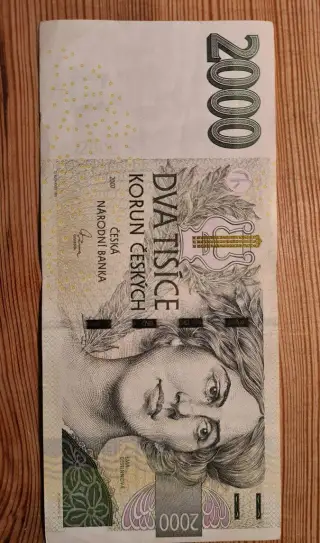 Bankovka 2000 Kč série E01
