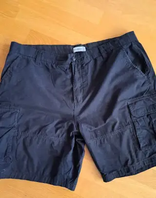 pánské černé plátěné džíny kraťasy PULL BEAR
