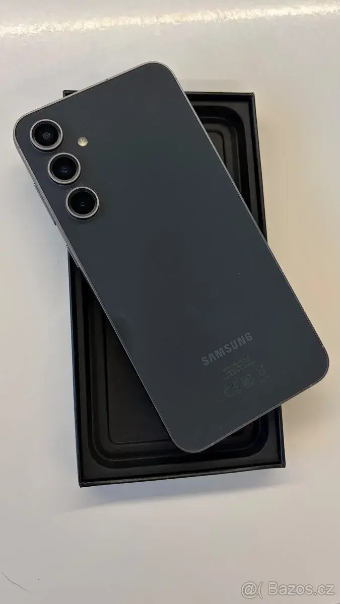 Samsung Galaxy S23 FE 256 GB Graphite PERFEKTNÍ STAV