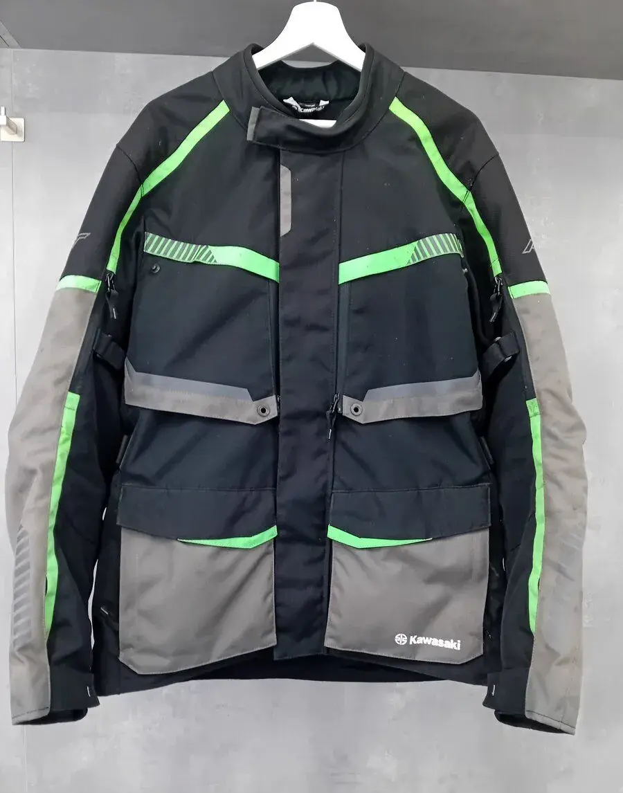 Oblečení na motorku Kawasaki