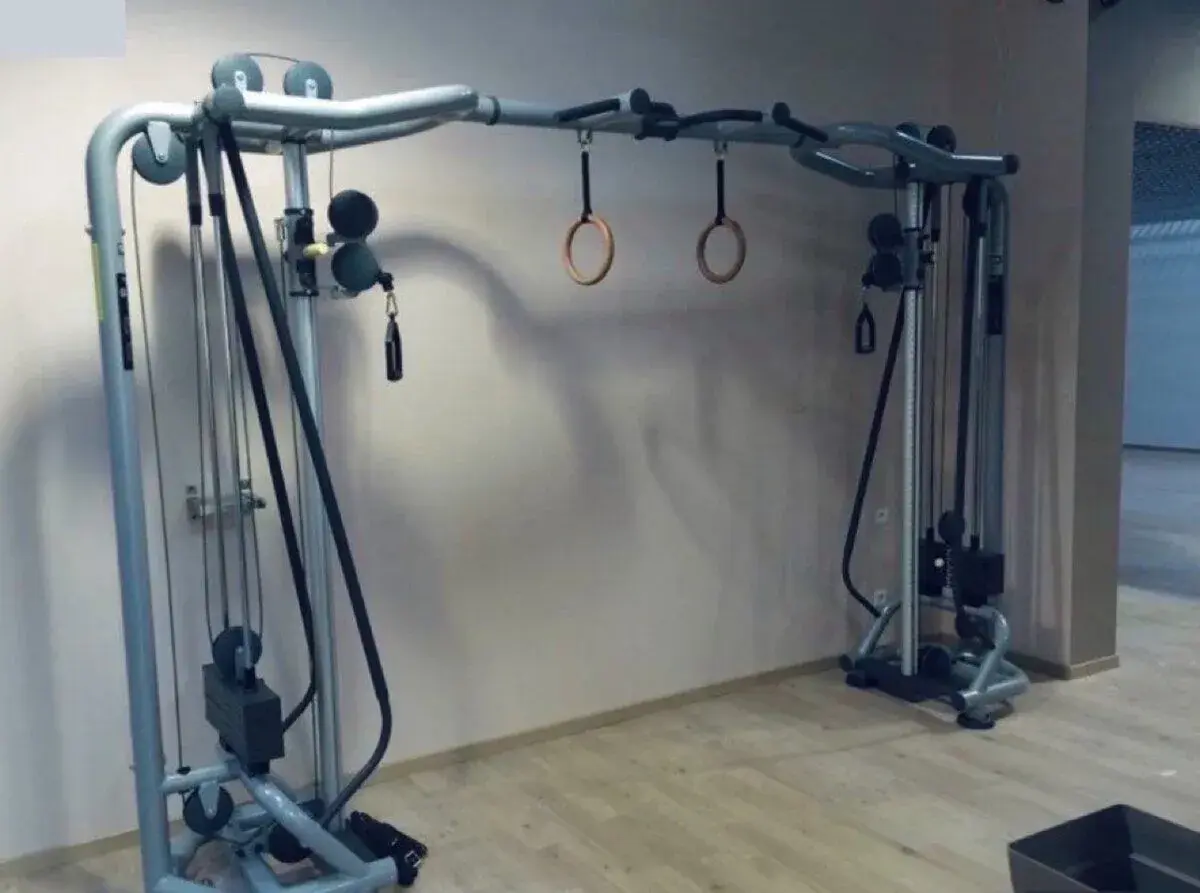 Profesionální protisměrné kladky Horní a spodní - Technogym