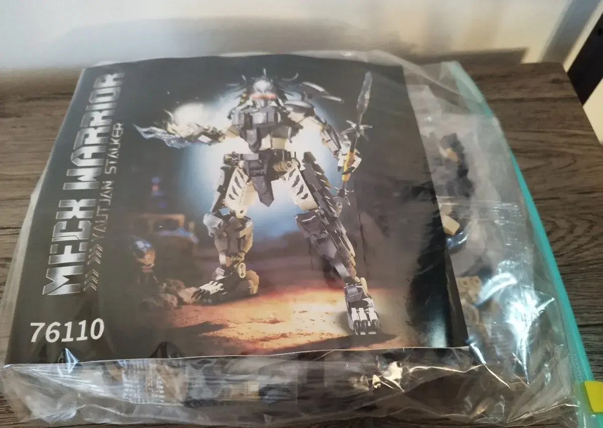 Stavebnice: Predátor 1000 PCS