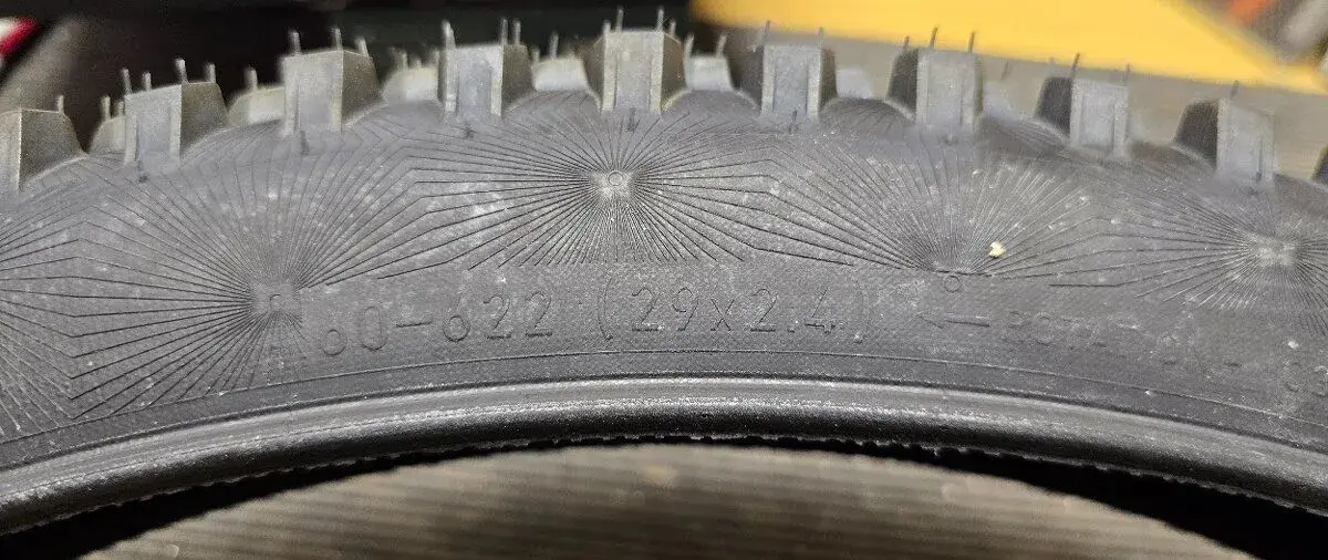 Plášť continental Kryptotal Fr 29 x 2,4