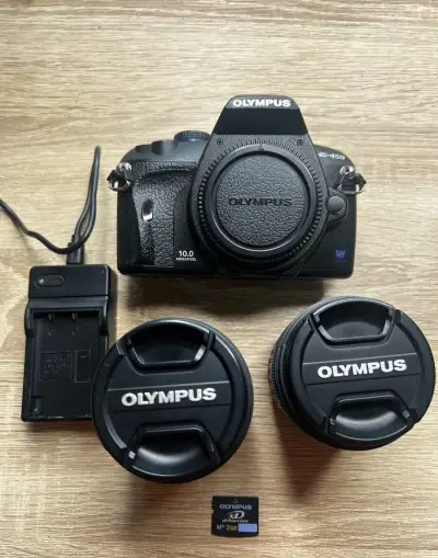 Olympus E-450 + 2 objektivy + příslušenství