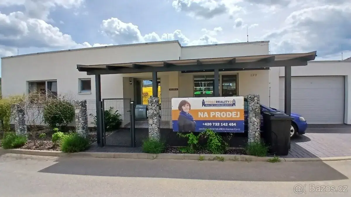 Moderní a elegantní bungalov - Králův Dvůr