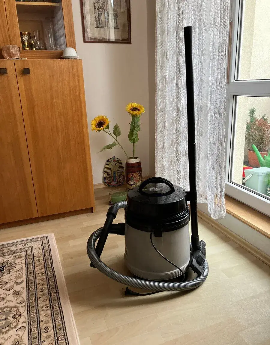 Funkční vysavač ROWENTA RU 01
