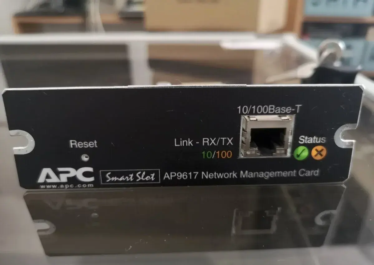 Komunikační karta pro UPS APC AP9617