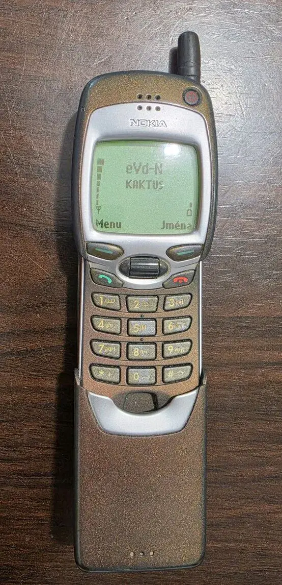 Retro NOKIA 7110