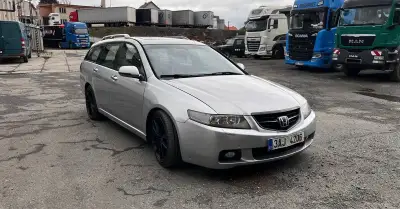 Honda accord – 2006, 304 000 km