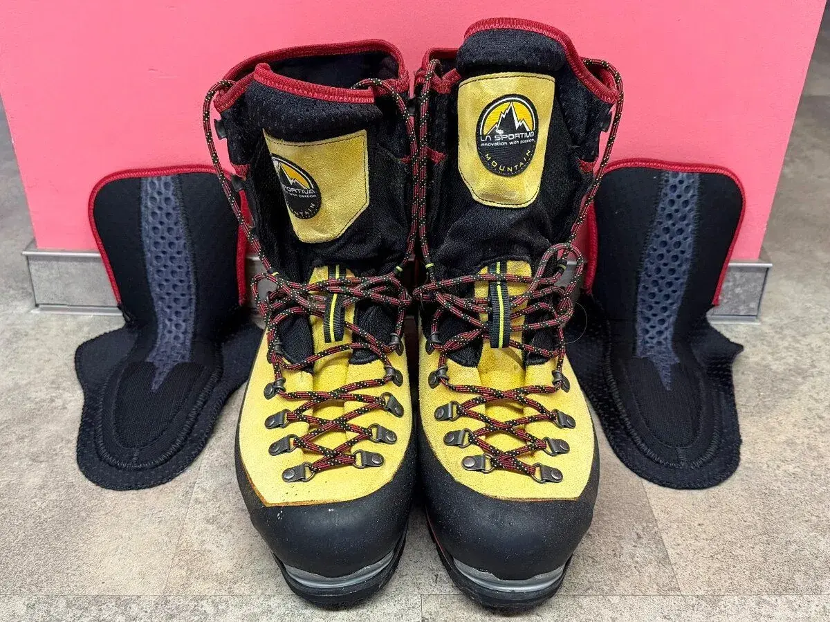 La Sportiva Nepal Cube GTX