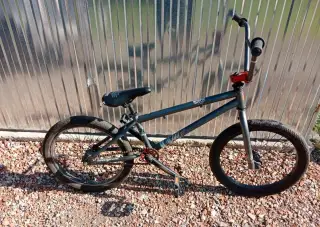 Bmx mongoose L40