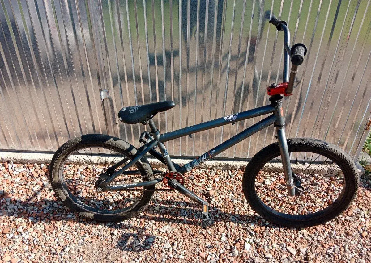 Bmx mongoose L40