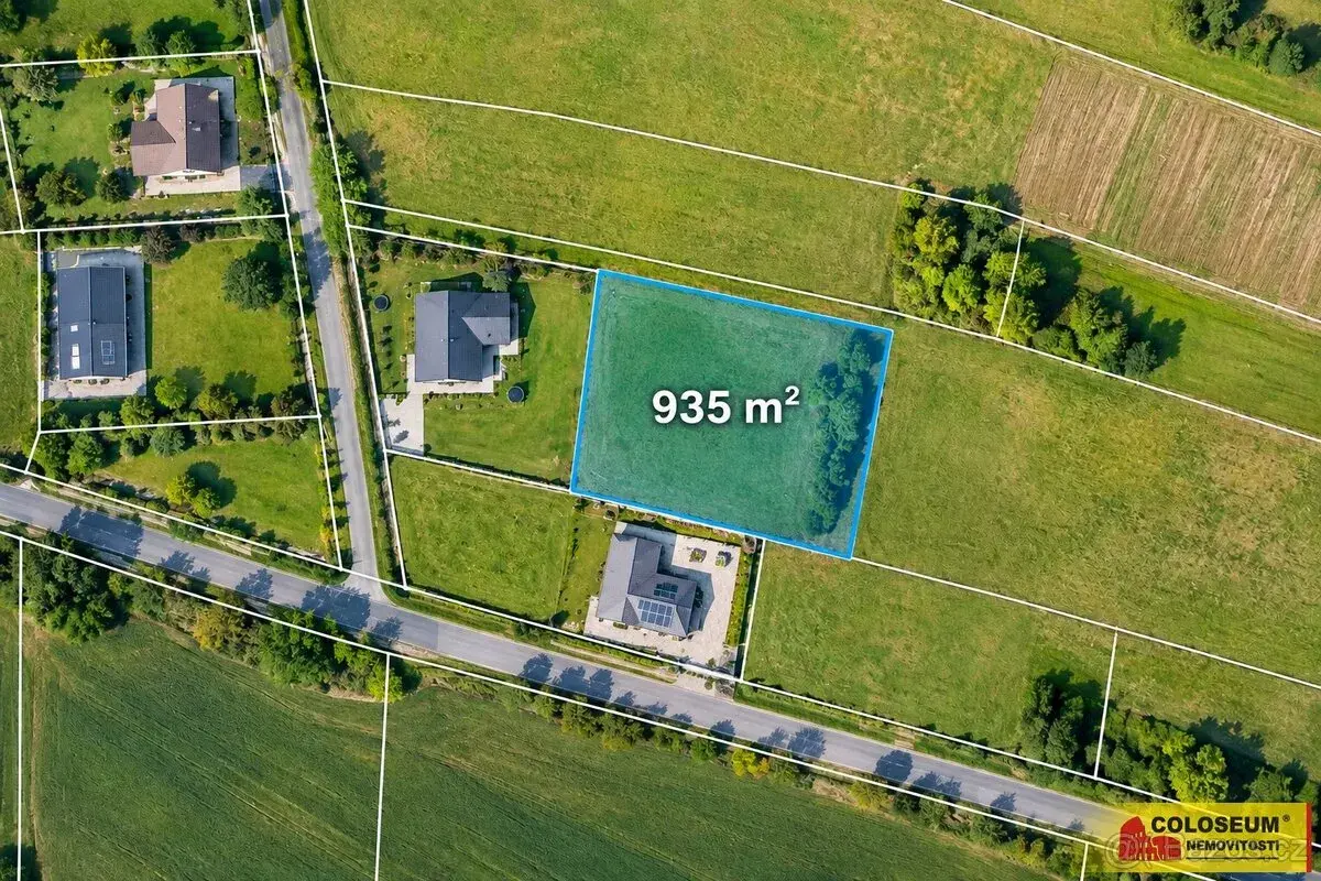 Nemovitost – pozemek 935 m²