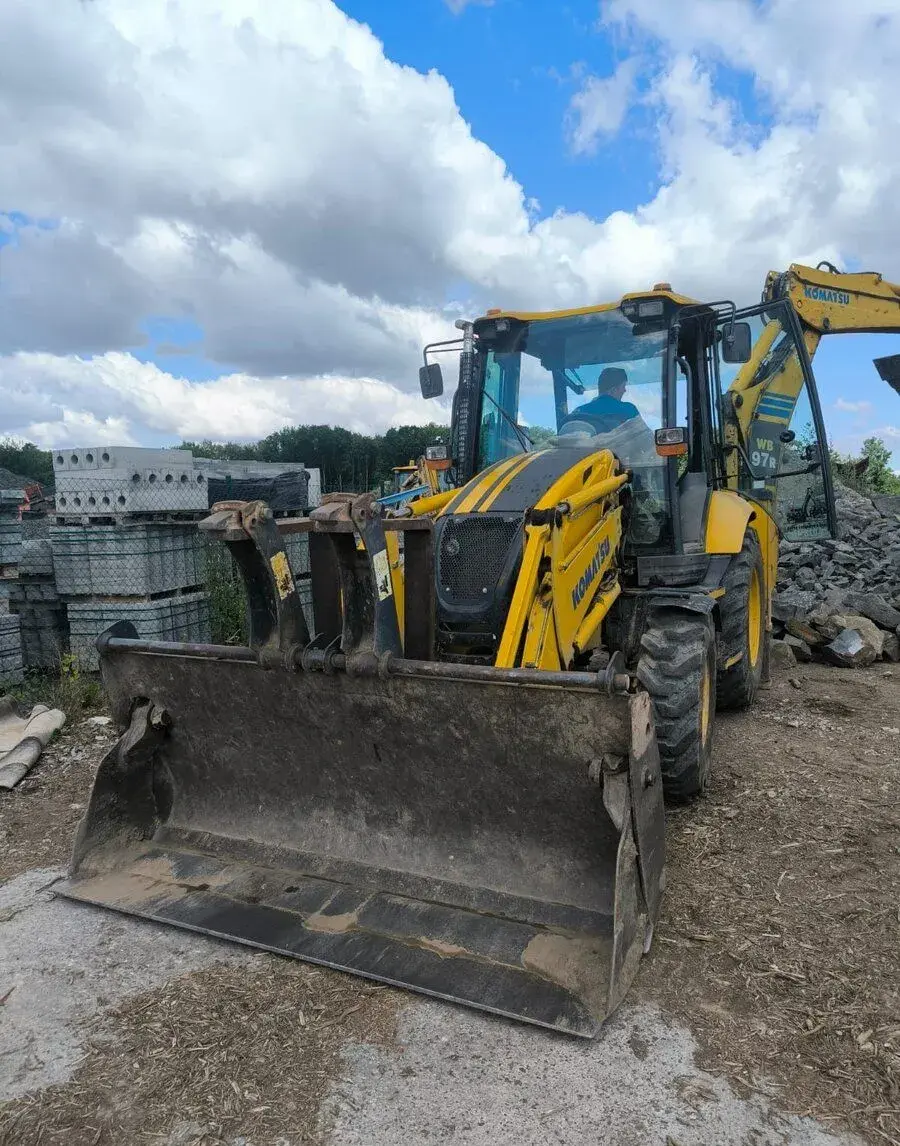 KOMATSU WB97R