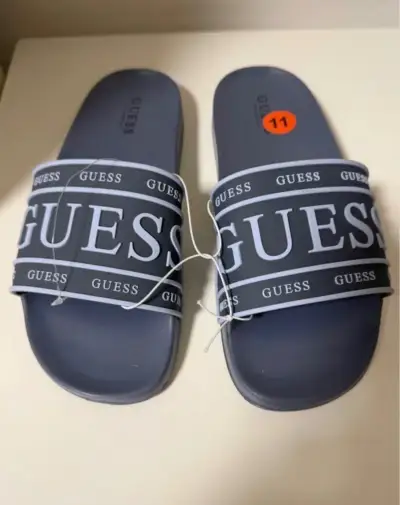 Pánské pantofle značky Guess vel.42