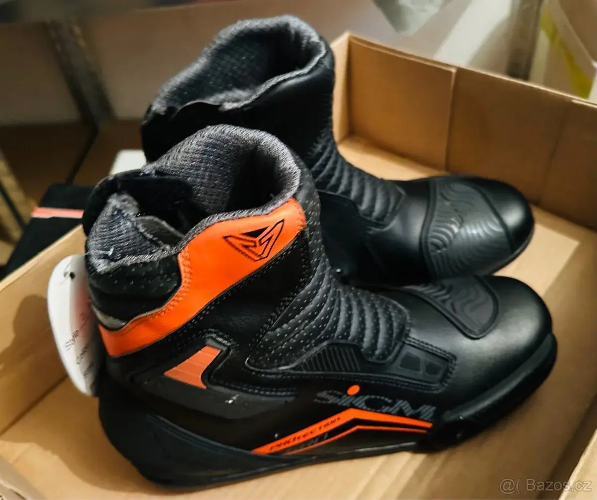 Motocyklové boty SIGMA velikosti UK 9, EU 43, US 10