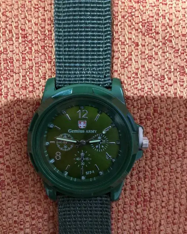 Hodinky Army vojenského typu